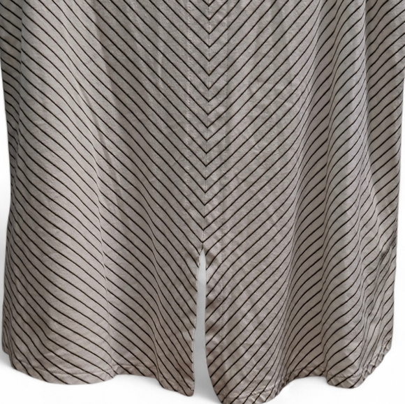 Striped Sleeveless Top - Picture 8 of 8